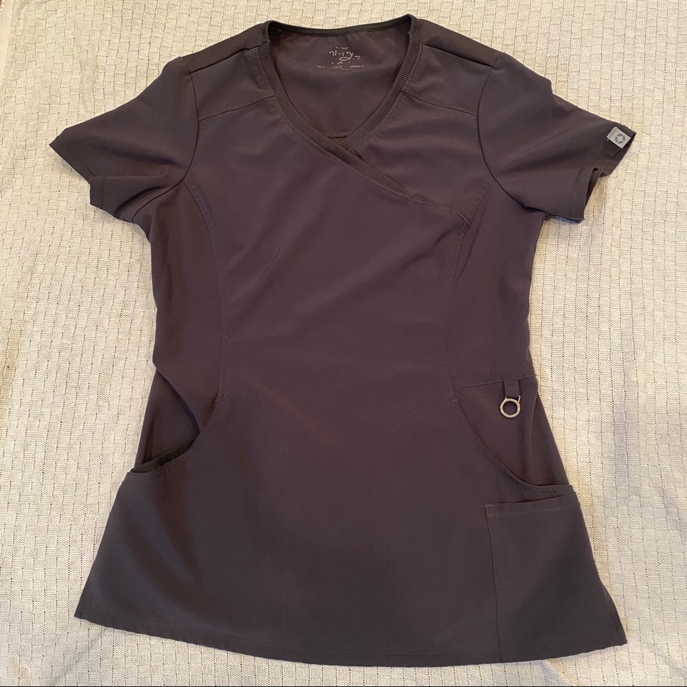 Cherokee infinity grey scrub top
